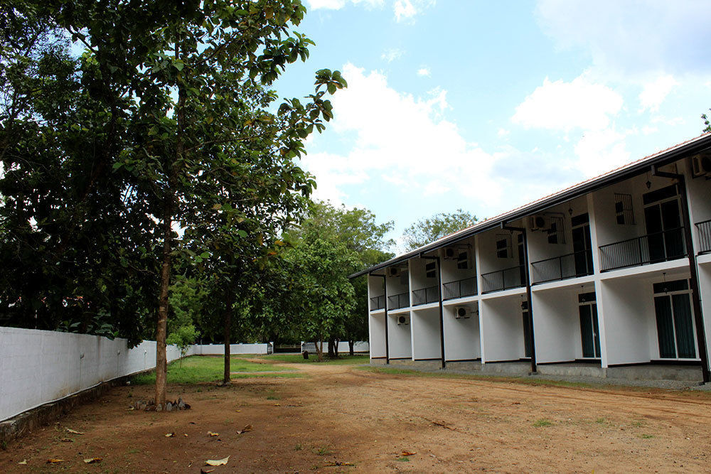 Samwill Holiday Resort Катарагама Екстер'єр фото