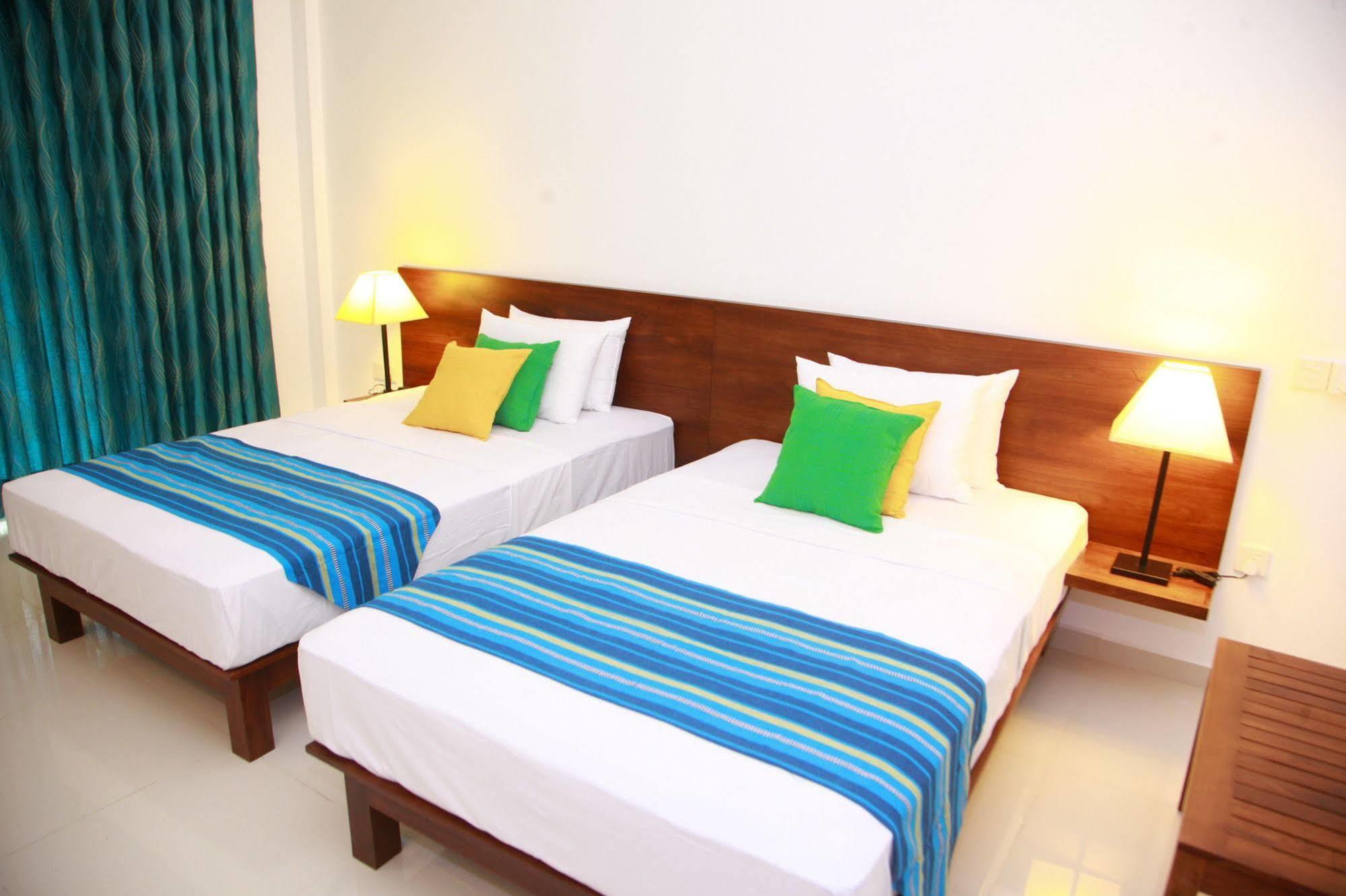 Samwill Holiday Resort Катарагама Екстер'єр фото